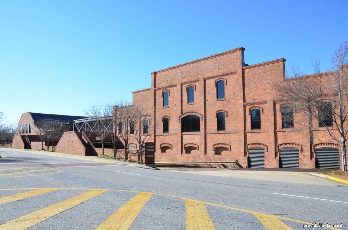 Quality Inn Columbus Near Fort Benning Экстерьер фото