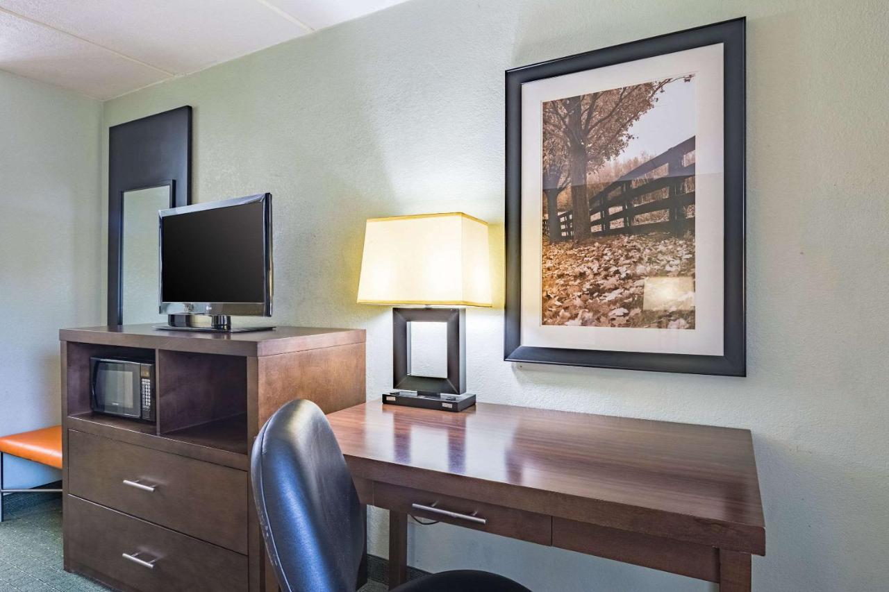 Quality Inn Columbus Near Fort Benning Экстерьер фото